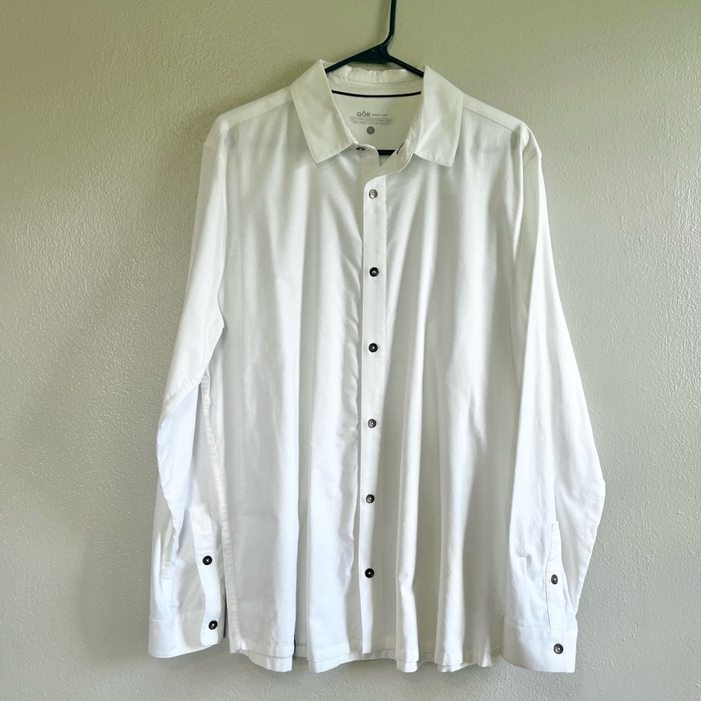 [QOR] White Button Down Oxford Shirt- Large